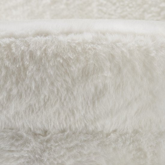 tectake® Sessel Stella - Sessel mit Armlehne - Bequemer Esszimmerstuhl - Küchenstuhl - Dick gepolstert - Für Wohnzimmer und Esszimmer - Mit Kunstfellbezug - creme/schwarz