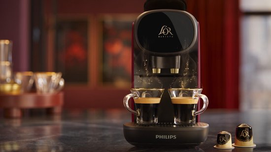 Philips L'OR Barista Sublime Kaffeemaschine LM9012/50 – Für Kapseln geeignet – Kaffeekapselmaschine mit 9 Espresso- und Barista-Kapseln – Schwarz und Rot