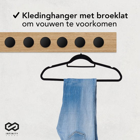 Infinity Goods 50 Kledinghangers Fluweel - Kleerhanger met Anti-Slip - Broekhanger - Metalen Haak - Volwassenen - 50 Stuks - Zwart
