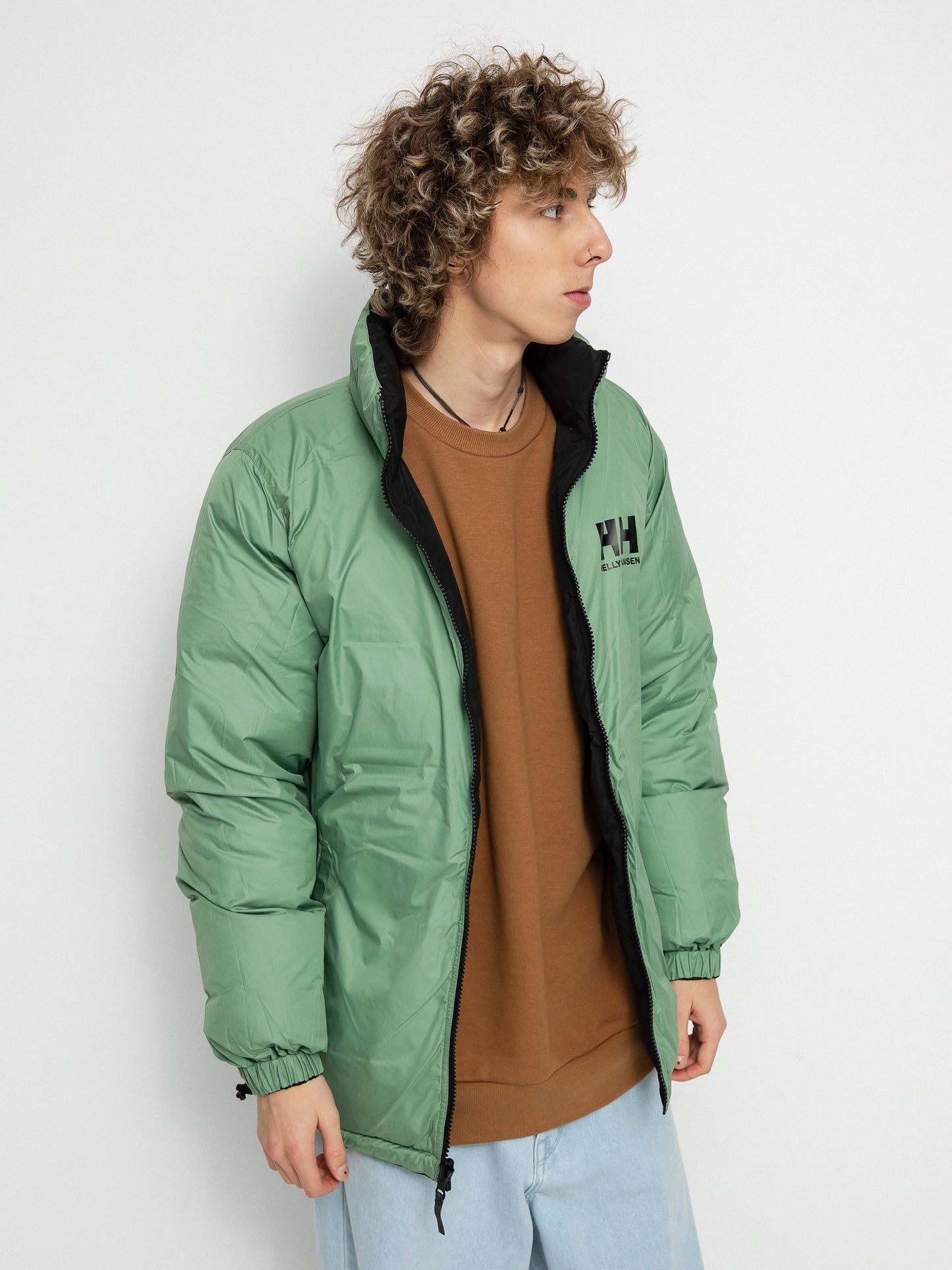 Helly Hansen Urban Reversible Down Jacket - Schwarz - Größe M - Herren - Stylische und funktionelle Winterjacke