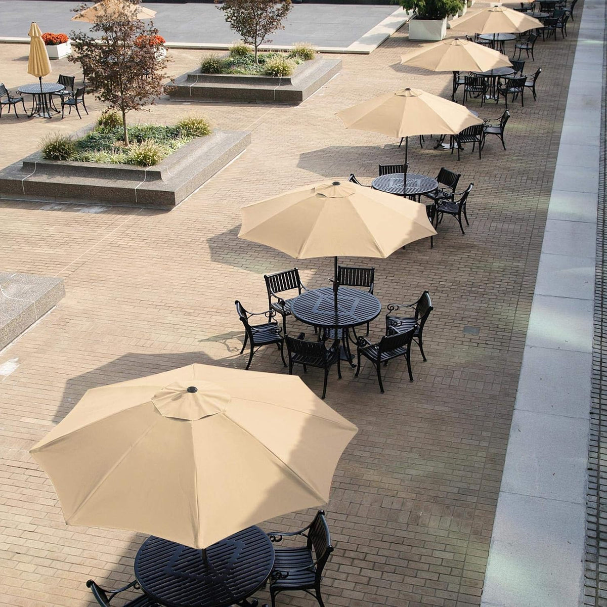 Yaheetech Sonnenschirm 270 cm – klappbar und neigbar – mit Drehstange – Polyester