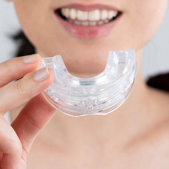 Airmaster Anti Snore Brace - Einstellbar - Schlafprodukte - Nasenspreizer - Gebissschutz - Schnarchen - Gebiss - Transparent BPA frei