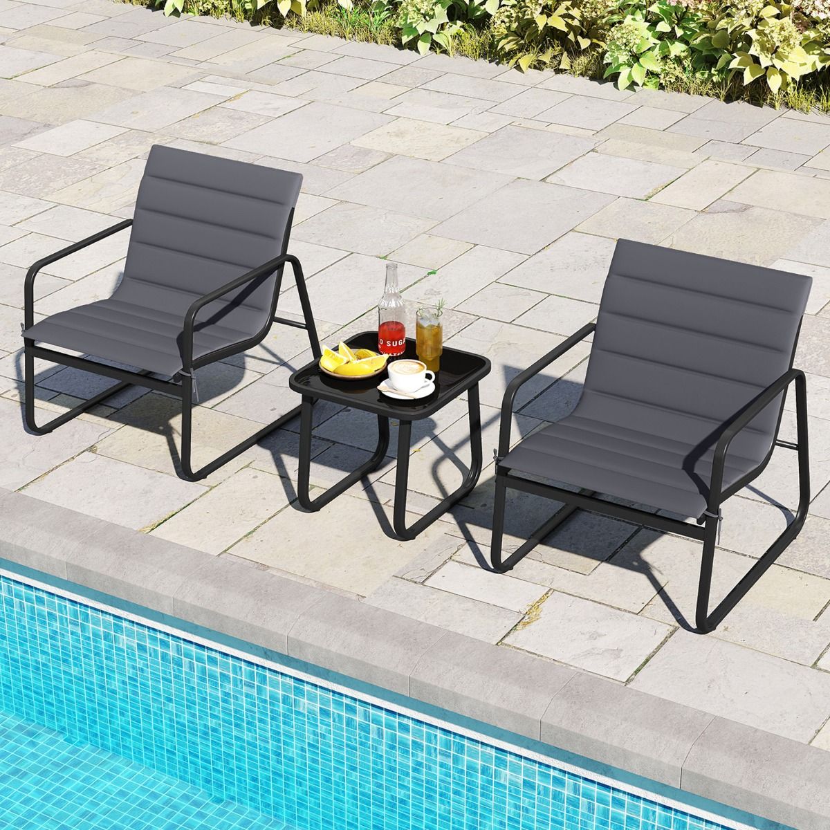 Coast 3-teiliges Gartenset – Gartenstühle mit abnehmbaren Kissen – Beistelltisch mit gehärtetem Glas – grau und schwarz