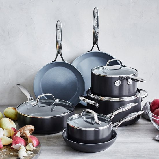 Greenpan Venice Pro Aluminium Bratpfanne Ø 28cm - PFAS-frei - Induktion - Backofenfest bis 220°C - Spülmaschinenfest - Schnelles Erhitzen - Griffe aus Edelstahl - Schwarz