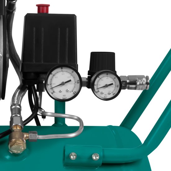VONROC PRO Silent Compressor - Ölfrei - 750W - 1HP - 128 l/min - 24 Liter - 8 Bar - 57,5dB(A) - Geräuscharm - Grün