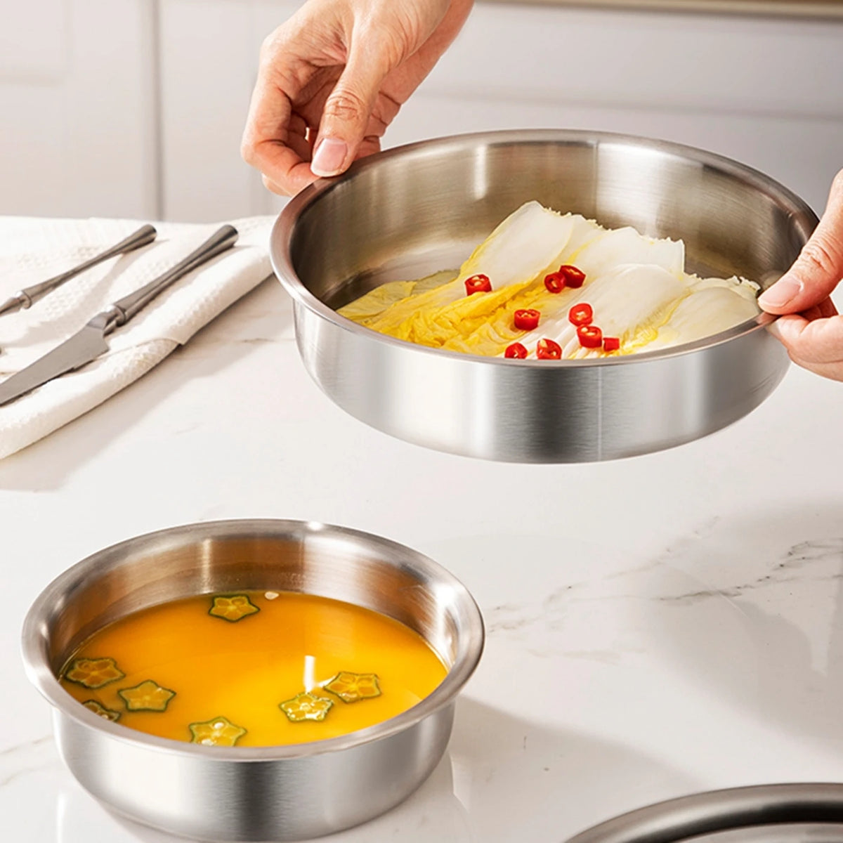 Maxcook Tiefeller aus Edelstahl 304 – Silber – 24 cm – Bruchsicher, backofen- und induktionsgeeignet