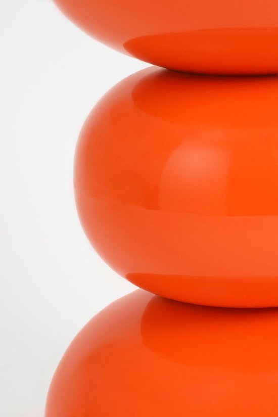 Mica Decorations Luna Tisch – Beistelltisch mit offenem, rundem Design aus robustem Eisen – Minimalistischer Couchtisch für den Innenbereich – Nachttisch für kleine Räume – H 46 x Ø 32 cm – Orange