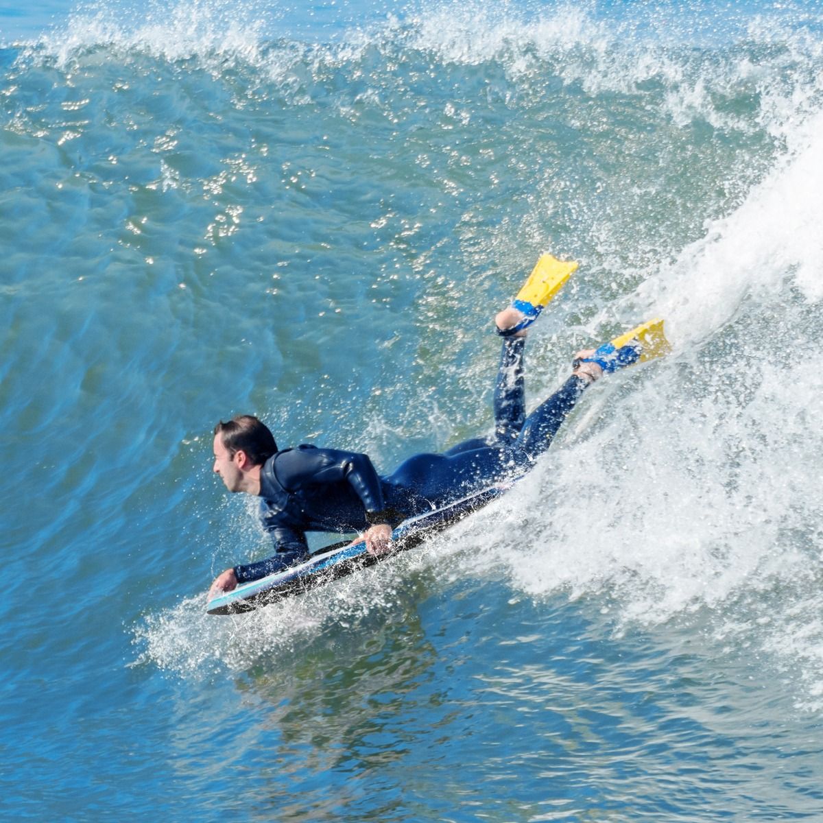 Coast Lightweight Bodyboard 104x52 cm - Blau - Boogieboard mit EPS Kern & HDPE Boden für Jugendliche und Erwachsene