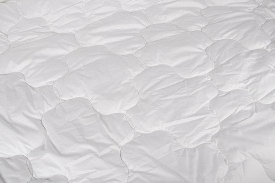 Cinderella Mellow Duvet Sommer - 1 Person - Synthetische Füllung - Baumwoll-Inlett - Anti-Allergie - 140x220 cm