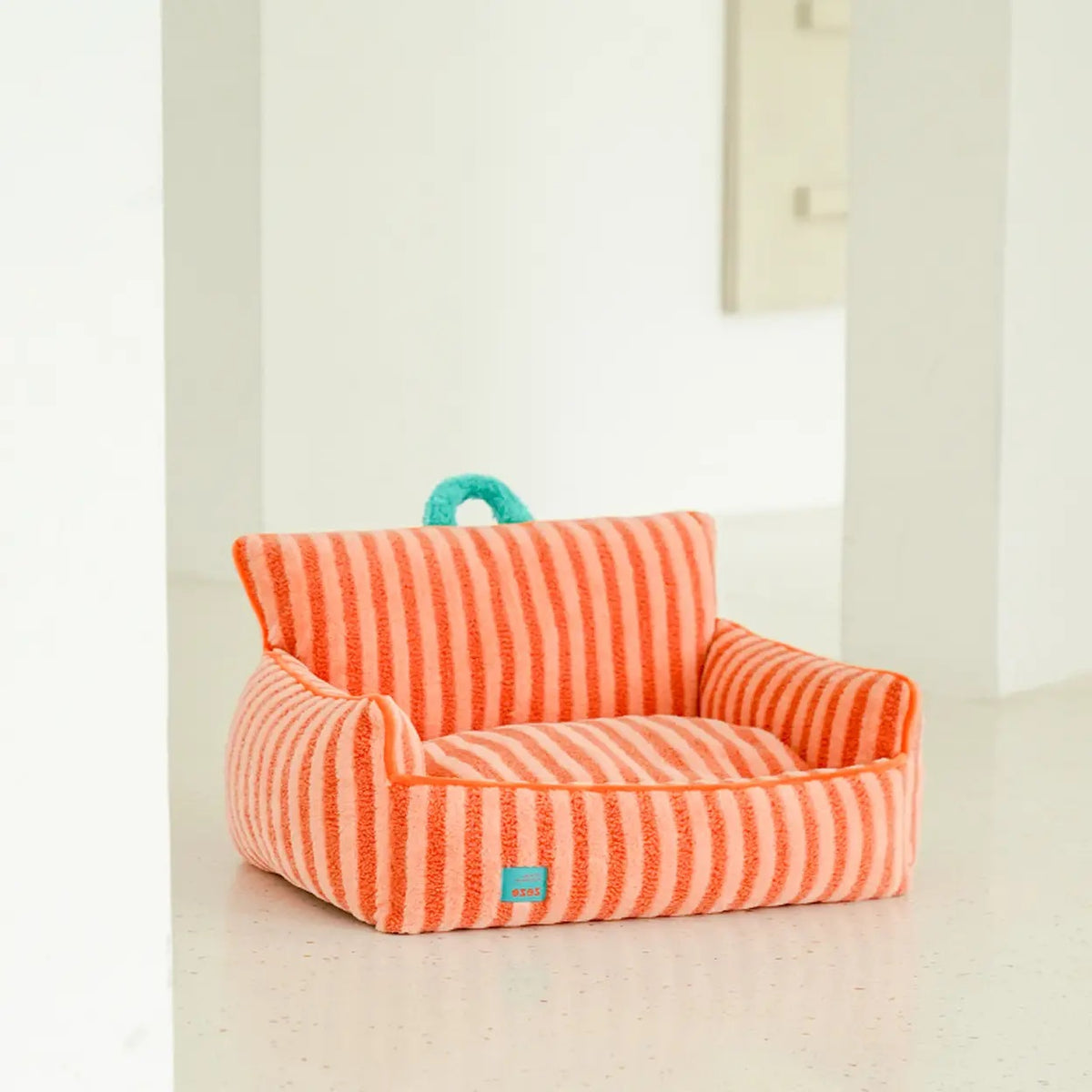 ZEZE Gestreiftes Plüsch-Haustierbett – Basic Orange – 68 x 53 x 37 cm