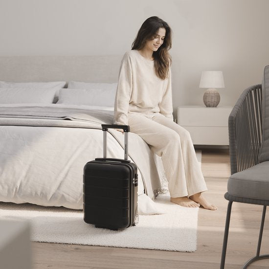 TRVLMORE Handgepäckkoffer – 40 x 30 x 20 cm – Unter-dem-Sitz-Koffer – 24 l – TSA-Schloss – 2 Rollen – Schwarz