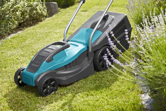 GARDENA Powermax 32 Rasenmäher – Schnittbreite 32 cm – Rasenflächen bis zu 200 m²