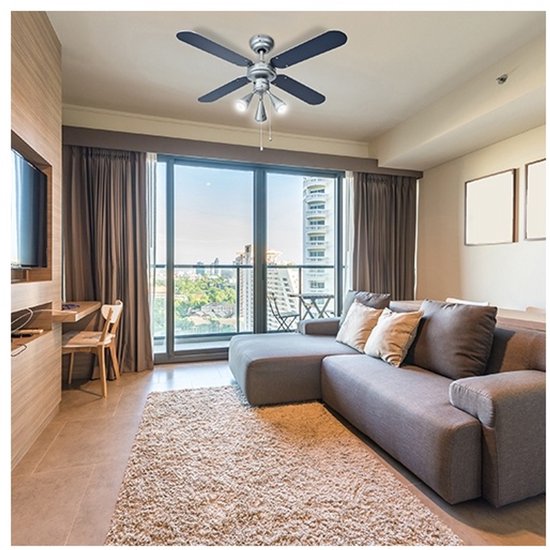 Bestron Deckenventilator mit Beleuchtung, 3 Geschwindigkeiten & extra großer Spannweite von Ø102cm, inkl. Sommer-/Winterfunktion, 3 x GU10 LED-Leuchten, 50Watt, DLHB42S, Farbe: silber/blau