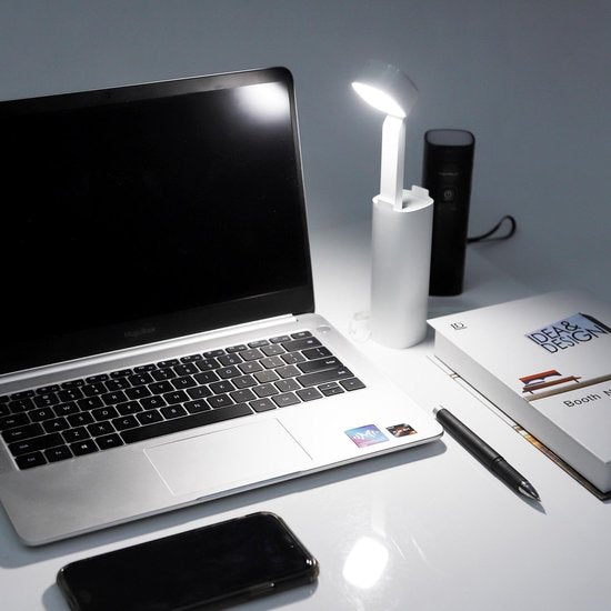 Aigostar Ivory – LED-Schreibtischlampe – dimmbar – USB-Ladeanschluss – 3 Helligkeitsstufen – zusammenklappbar – mit Handyhalterung – Weiß