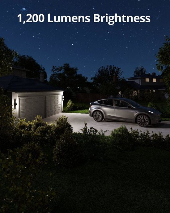 eufy Security S100 Wandleuchte mit Kamera - Wandleuchte Cam - 2K-Auflösung - 1.200 Lumen Beleuchtung - Farb-Nachtsicht - AI Smart Detection - IP65 wasserdicht - Keine monatliche Gebühr - Verkabelt