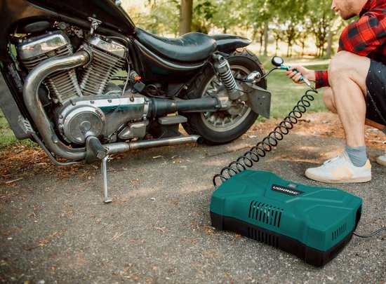 VONROC Tragbarer Kompressor - 1100W - 8 bar - Ölfrei - 180 l/m - Inkl. 11 Zubehörteile