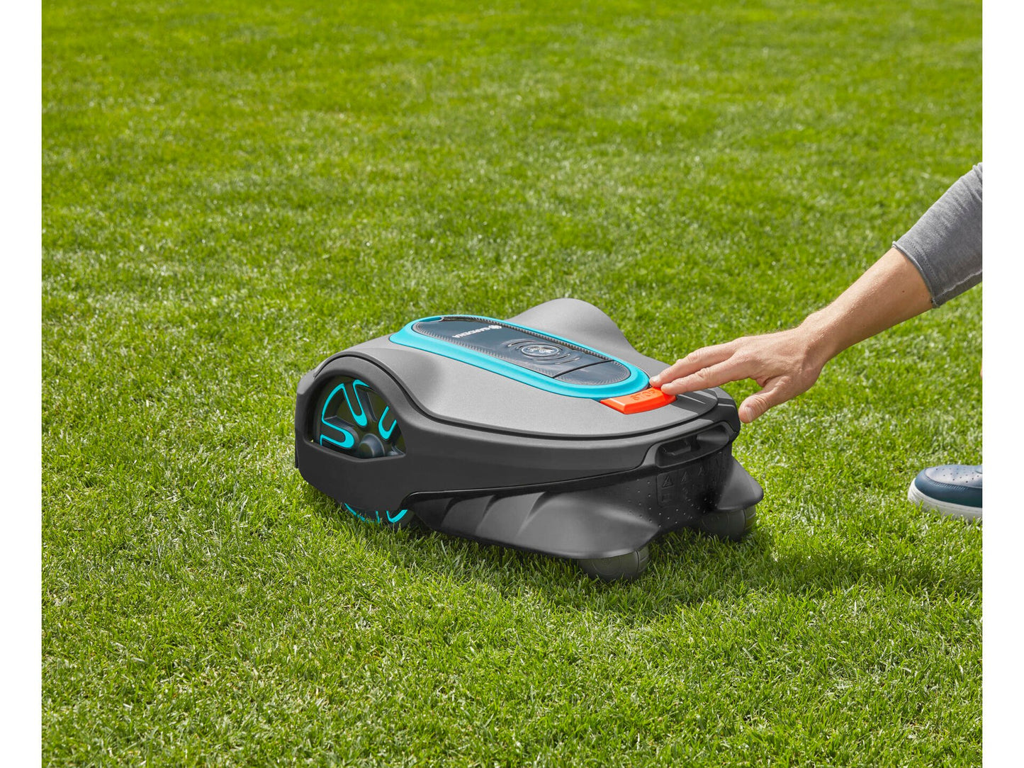 Gardena Sileno Life 850 Mähroboter 18V Li-Ion 850m² - 78,5 x 59 x 33,3 cm - Grau/Blau