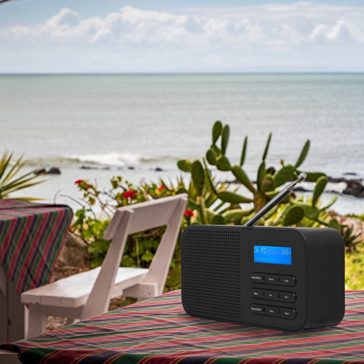 Denver DAB Radio - Küchenradio - Tragbares Radio - Batterien & Netz - DAB42 - Schwarz