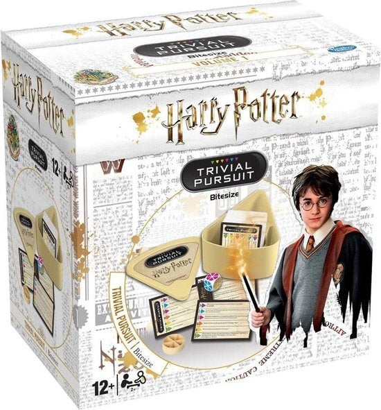 Winning Moves - Trivial Pursuit Kartenspiel - Harry Potter Edition - Englische Version