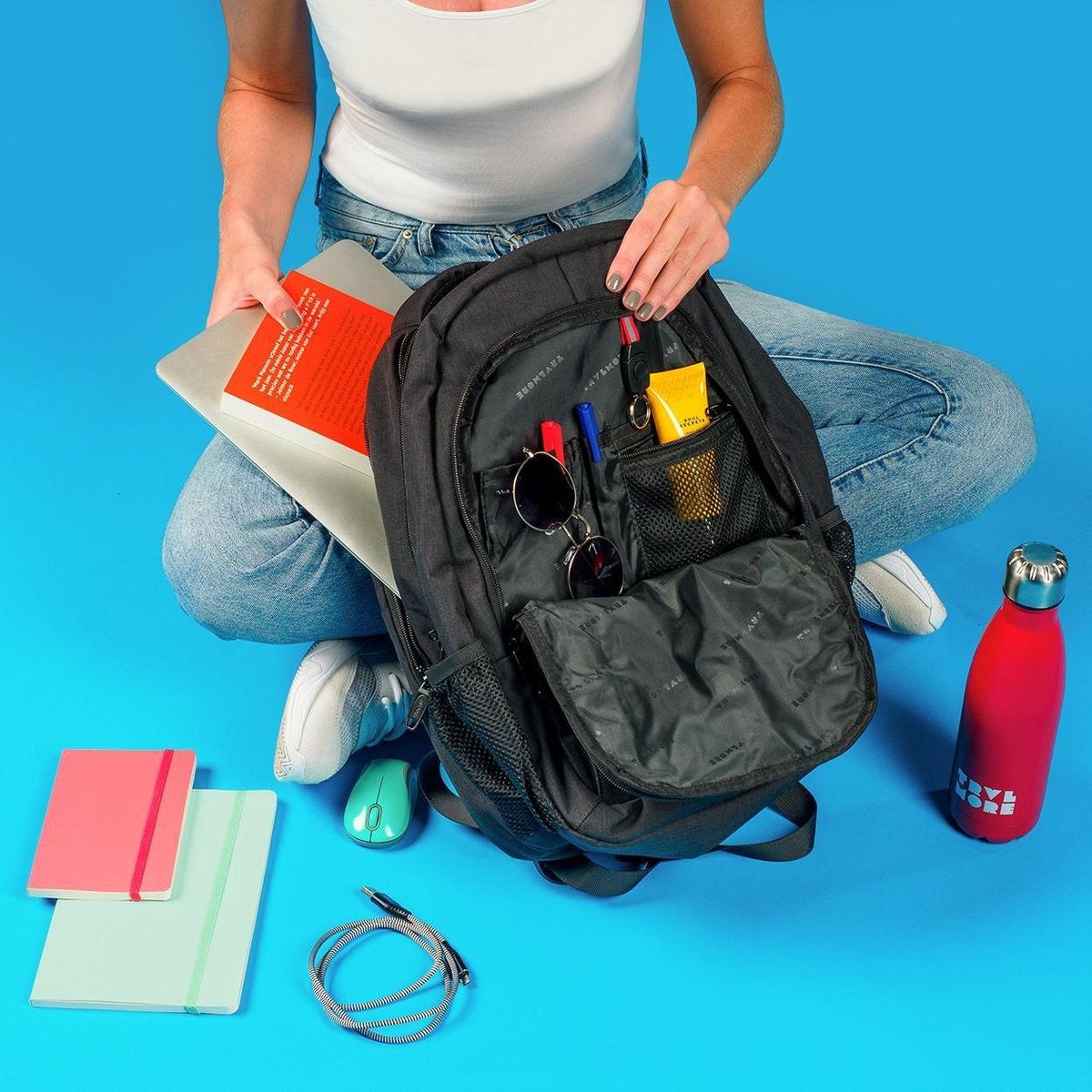 TRVLMORE Rucksack - 28L - 15.6 Zoll - Laptop-Rucksack - Schultasche - Unisex - Spritzwassergeschützt Schwarz