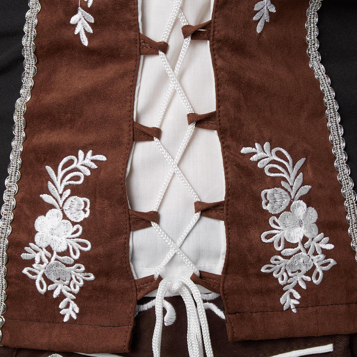 Dressforfun - Trachtenbluse Sissi - Dirndlbluse mit Carmenausschnitt, Spitze und Spitzendetails - Oktoberfest Verkleidung - Größe L
