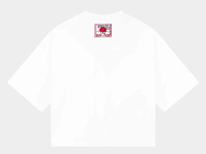 Stieglitz Tin Oversized Boxy T-Shirt – Boxy Fit – Stieglitz x Tine – Weiß