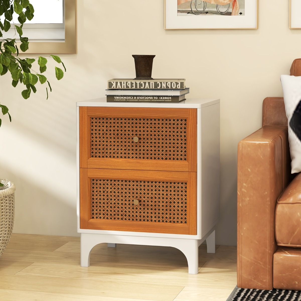 Coast Rattan Nachttisch Boho Weiß & Braun 46x33x59,5 cm mit 2 handgeflochtenen Schubladen