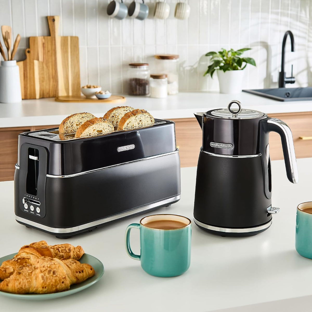 Morphy Richards Signature Opulent Wasserkocher 1,5 l – Rapid Boil 3000 W – Edelstahl, schwarz-transparent – 23,7 x 16,7 x 26,8 cm