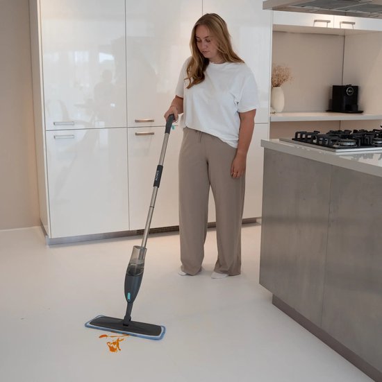Achaté© - Floor Wiper - Reinigungswischsystem - Bodenwischer mit Sprühfunktion - Inkl. 5 losen Mikrofasertüchern