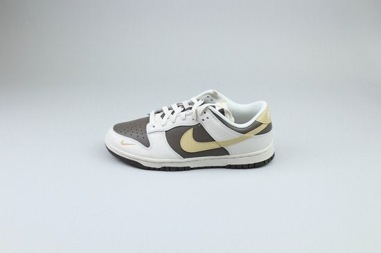 Nike Dunk Low „Ironstone Sesame“, Größe 38,5.