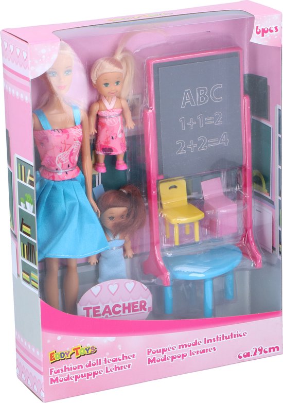 Eddy Toys Puppenset - Thema Schule - 1 große Puppe, 2 kleine Puppen - mit Tafel, Tisch und Stuhl - 29 CM