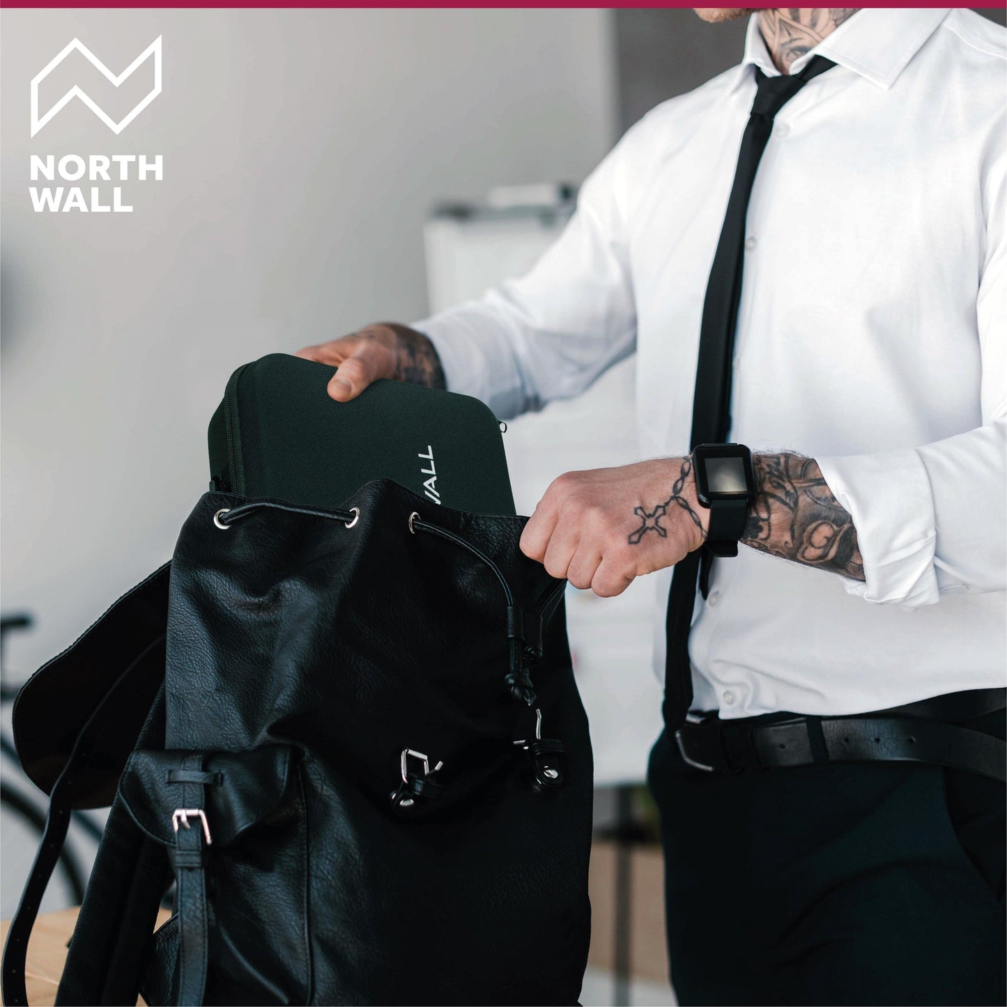 Northwall Massagepistole Professional Prime - Mit Etui und 7 Aufsätzen einschließlich Wärmemassagekopf - Leistungsstark - Kabellos
