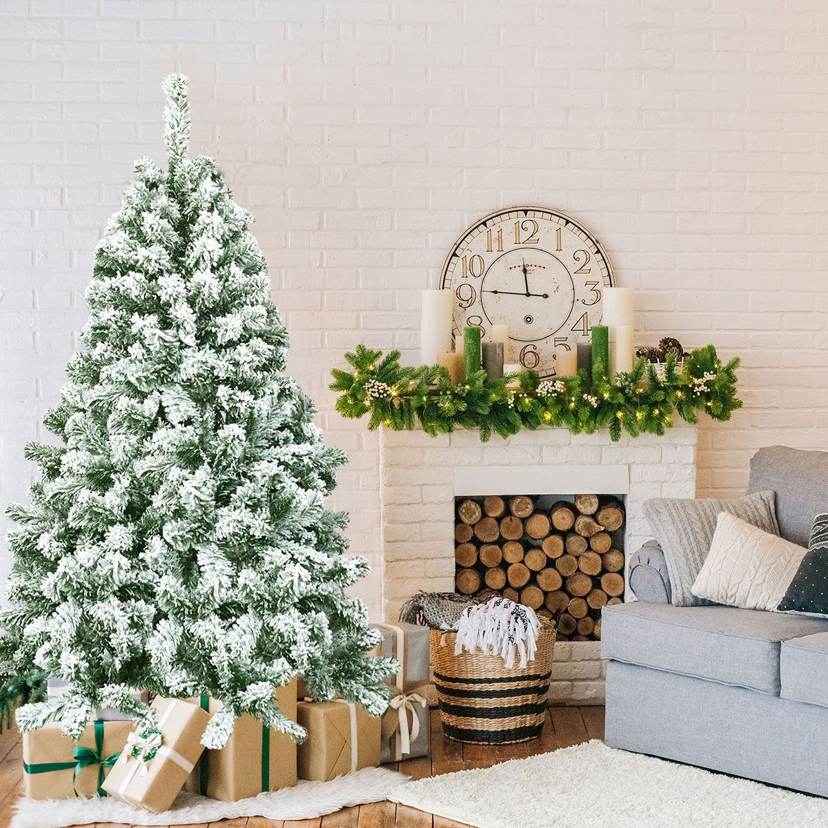 Küsten-Weihnachtsbaum mit Schnee - mit Ständer - 180 cm - Weiß/Grün
