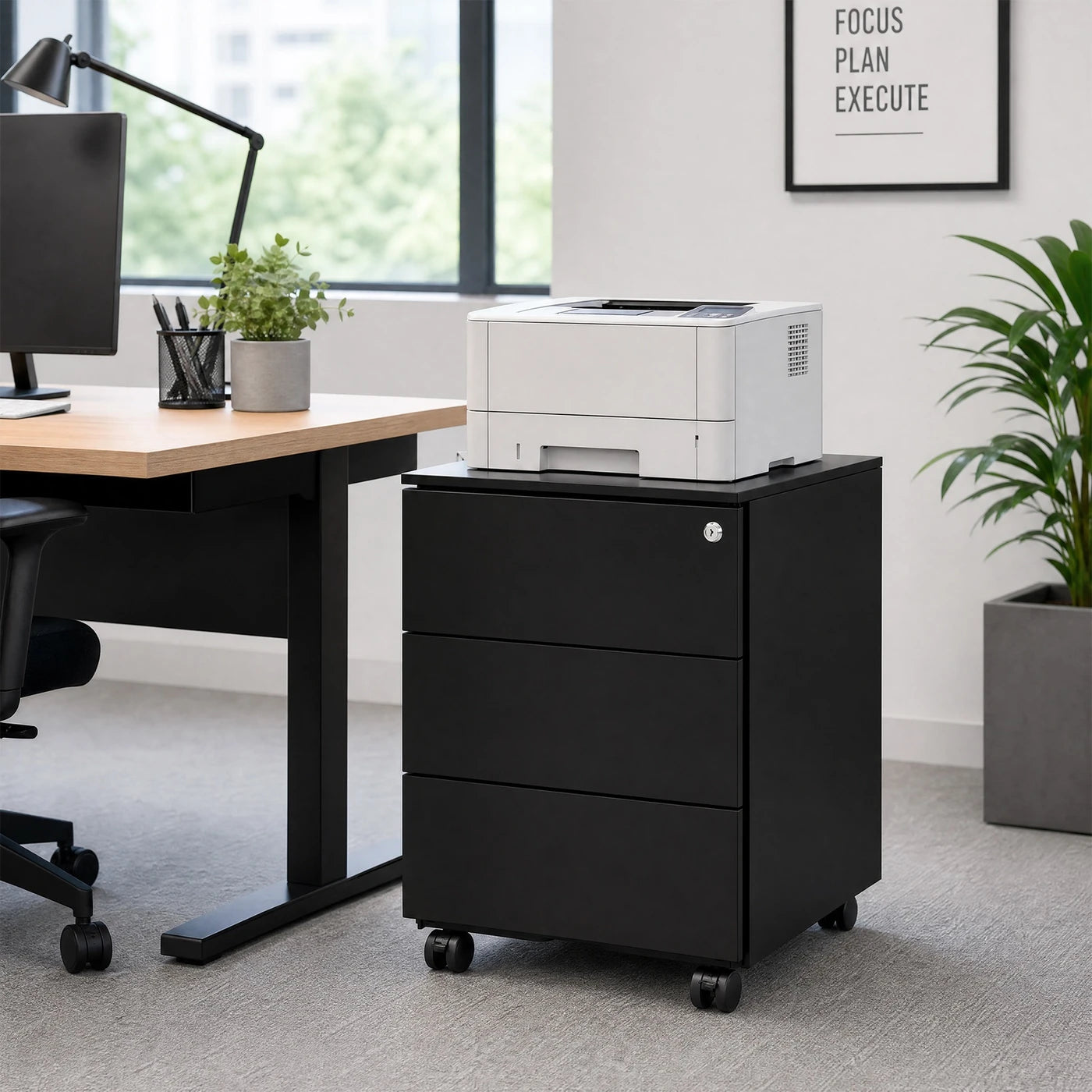 Ochama Matte Black abschließbarer mobiler Aktenschrank – 3 Schubladen, vormontiert, zur Aufbewahrung von Dokumenten und Büromaterial, 39 x 45,1 x 53,8 cm – Kompakte Aufbewahrungslösung für das Büro oder das Homeoffice