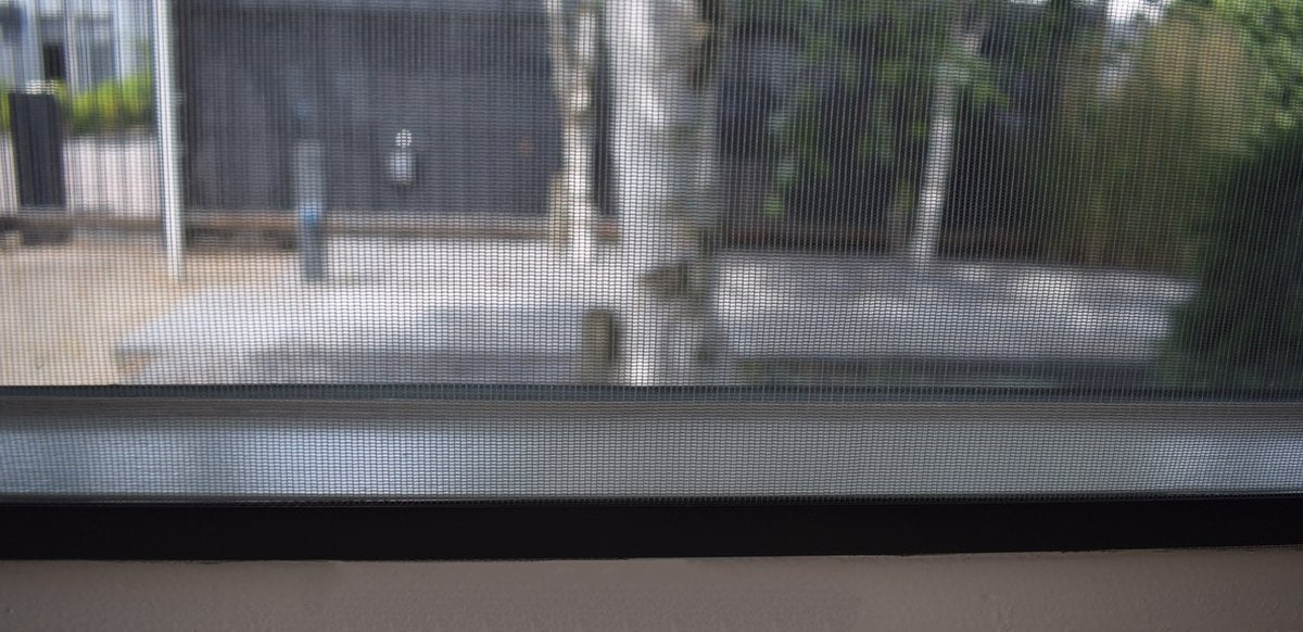 O'DADDYÂ¬Ã† Moskitonetz - Fenstergitter magnetisch rund - Maschengitter - 130 x 150 cm - Fliegengitter nach Maß - Gitter mit weißem Rand schwarze Maschen