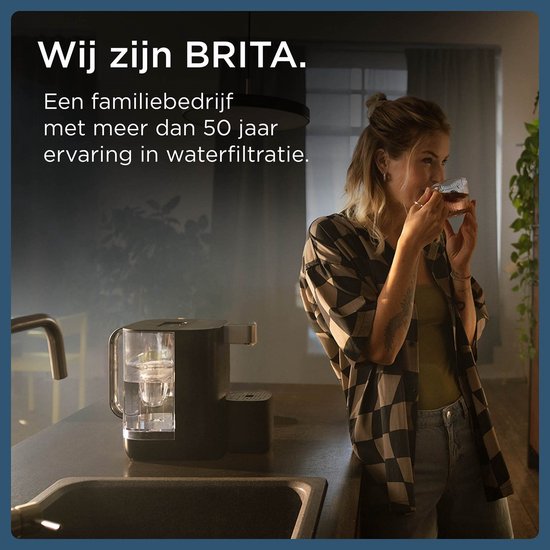 BRITA Cube Wasserspender und Teemaschine für zu Hause – Schwarz – Für perfekten Tee dank verschiedener Temperatur- und Mengen-Einstellungen – UV-C-Technologie – inkl. Maxtra Pro Kalk-Expert-Filter
