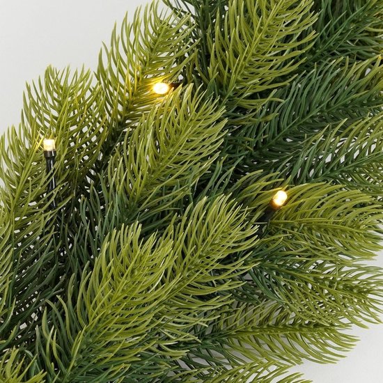 Black Box Trees Nagoya Girlande mit LED-Beleuchtung – Weihnachtsdekoration für eine stimmungsvolle Gestaltung – Weihnachtsgirlanden mit 30 warmweißen LEDs – Dekoration für den Innenbereich – 180 x Ø 20 cm – Grün