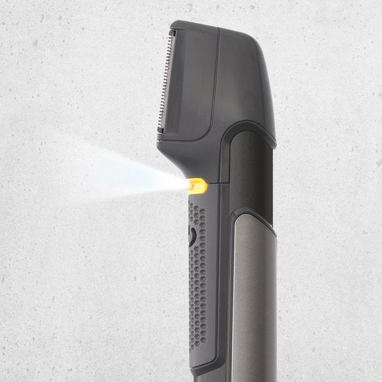Mediashop Micro Touch Titanium Trim – Haarschneidemaschine mit Edelstahlklingen – Schneiden, Trimmen & Stylen – Haar-, Gesichts- und Körpertrimmer – 5 Aufsätze – Haarschneidemaschine – empfohlen von Dominic Thiem