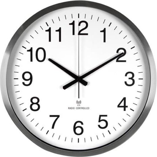 Perel Wanduhr, rund, analog, 50 cm, funkgesteuerte Zeitanzeige (DCF), Aluminium, silber