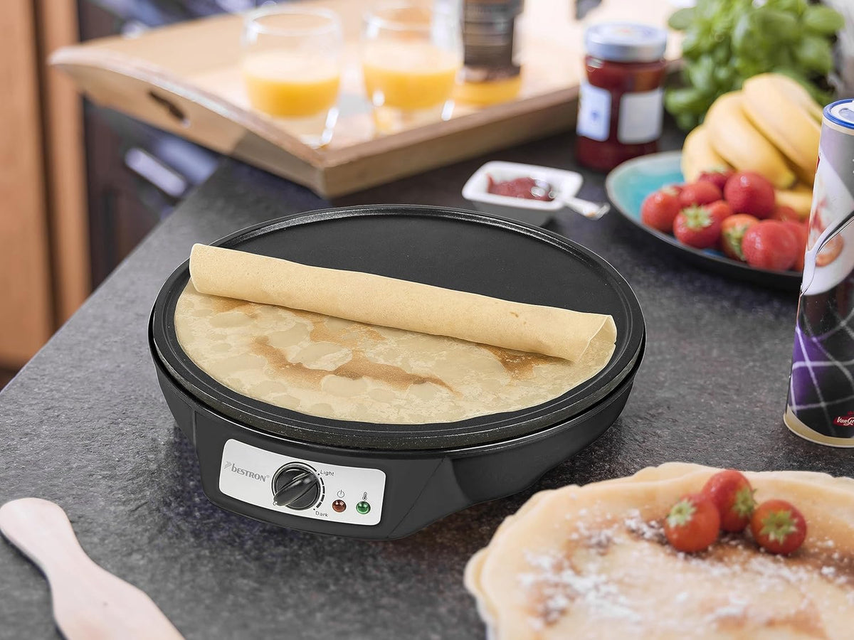 Bestron Crêpes-Pfanne Ø 30 cm – Crêpes-Pfanne mit Teigverteiler und Crêpes-Spatel – Antihaftbeschichtung – 1000 Watt – Schwarz