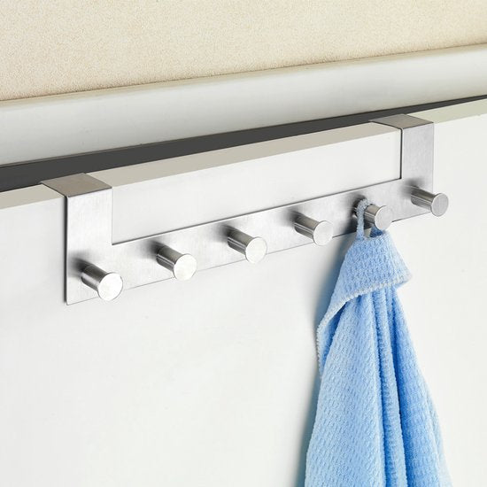 WENKO Türgarderobe Celano aus Edelstahl, 39 cm breit, mit 6 Haken – Hakenleiste – Türgarderobe – Für Aufsatz-Türen mit einer Stärke von 2 cm