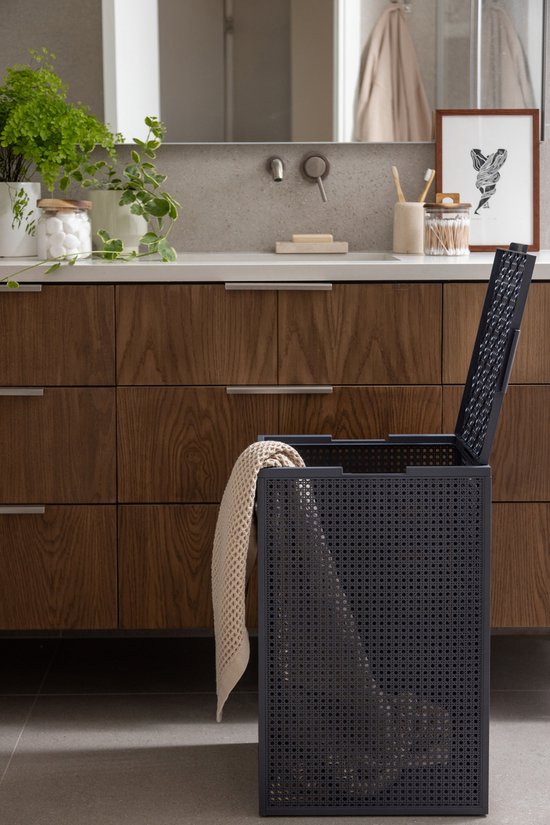 Curver Kaya Wäschekorb mit Deckel – 60 l – 38 x 29 x 58,5 cm – Anthrazit