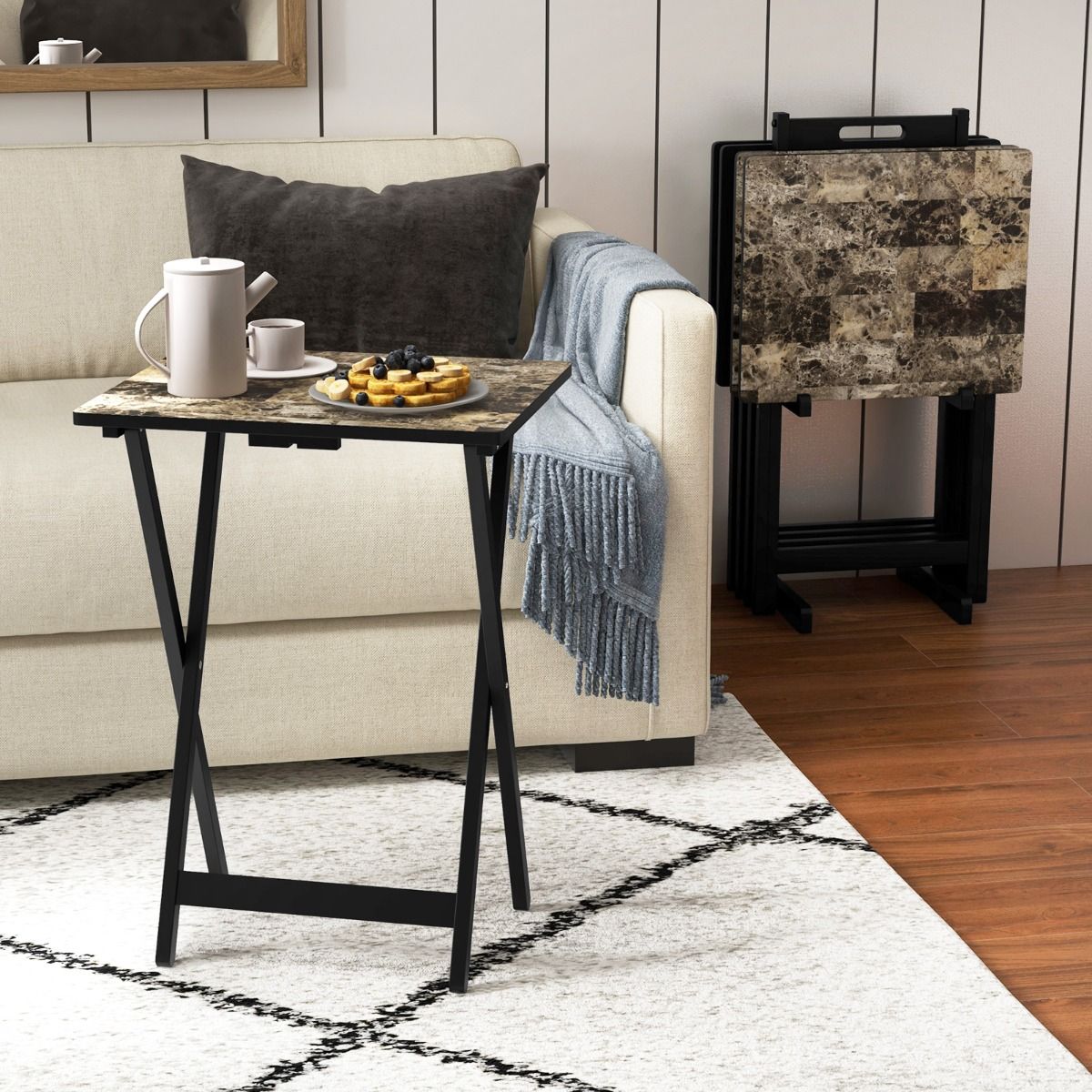 Coast 4-teiliges Klapptisch-Set - Klappbar - Mit Ständer - Marmoroptik - 48 x 40 x 67 cm - MDF/Kautschukholz - Schwarz