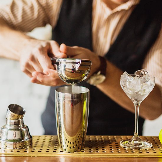 KitchenBrothers Cocktail Set - 25 Stück - Deluxe Set - Cocktail Shaker (750ml) - Dunkelbraun/Bambus - Mit Rezeptheft - Geschenkverpackung