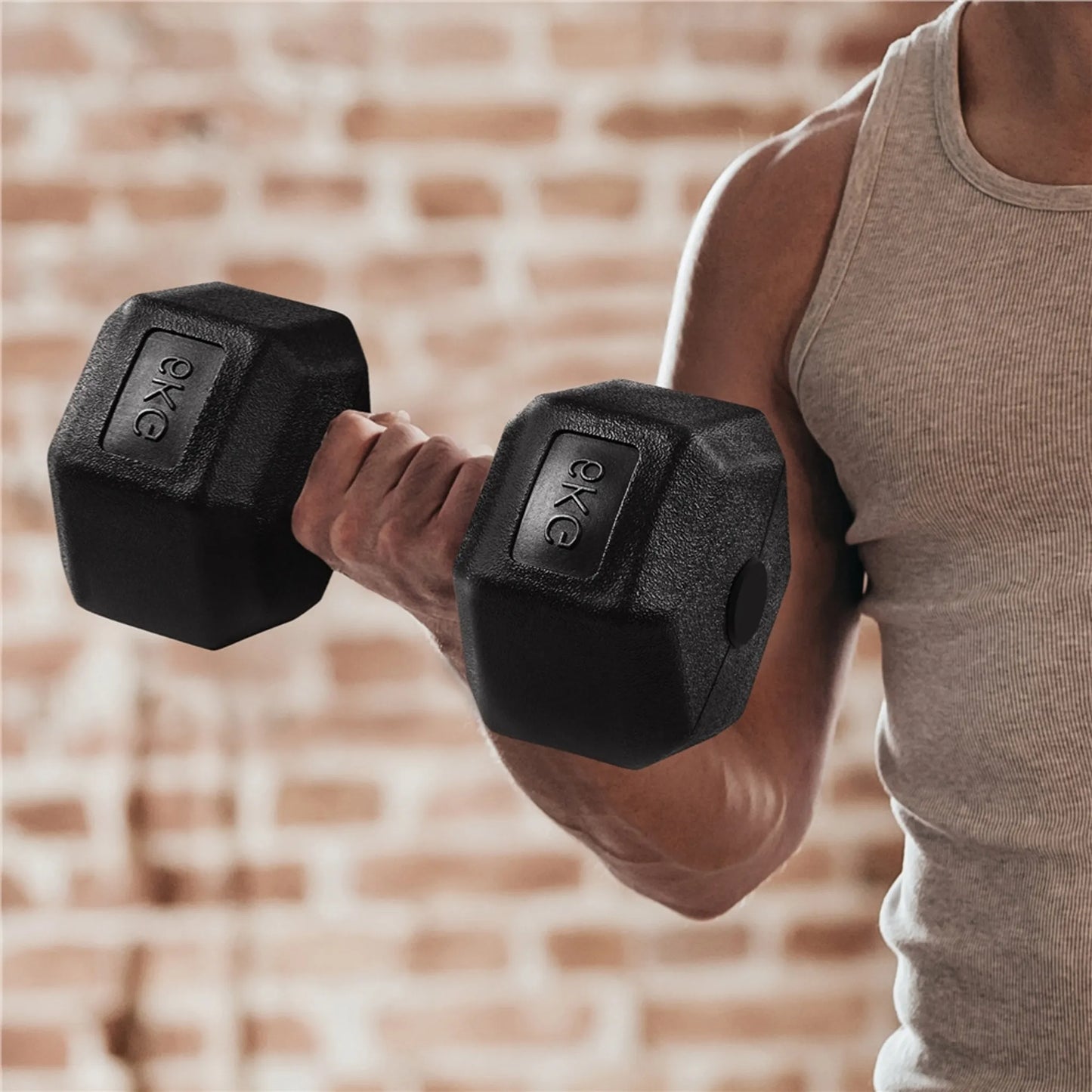 Yaheetech Hantelset 2 Stück - 12 kg - mit sechseckigem Anti-Roll-Design und bodenschonender Kunststoffbeschichtung und ergonomischem Griff - für Krafttraining und Cardio - schwarzer Beton und Metall - 31 x 15,5 x 14 cm