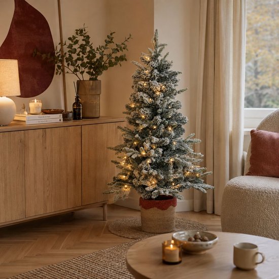 Black Box Trees Kunstweihnachtsbaum Grimshaw mit Schnee H 120 x T 60 cm – Kunstbaum mit Topf – Kunstweihnachtsbaum für den Innenbereich – 206 Zweige – Grün