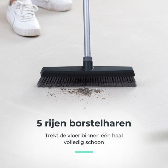 CLEANLY Besen Indoor und Outdoor mit Teleskopstiel 115-142 cm - Besen mit Stiel - Straßenbesen - Raumbesen - Raumkehrer - Weicher Besen - Innenbesen - Breite 35 cm - Schwarz, Grau