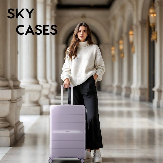 SKYCASES Urban Adventurer - Handgepäckkoffer - Zahlenschloss - 44L - Spinner-Räder - Reisekoffer mit Gepäckschloss - leichter Trolley - lila