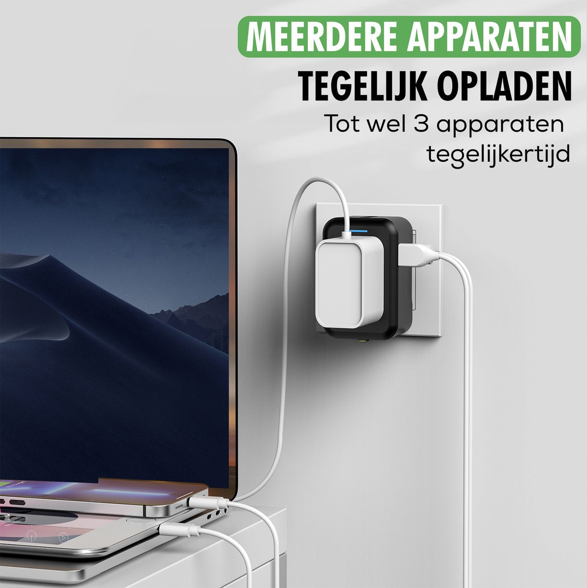 TravelHawk Universal World Plug Schwarz - USB-C & USB-Anschluss - Für 150+ Länder - Kompakt 7,5 x 5 x 3,5 cm