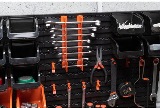 BLACK+DECKER Werkzeugtafel mit Aufbewahrungsfächern und Aufhängern – 98 x 23 x 43 cm – 43 Teile – Werkzeugwand